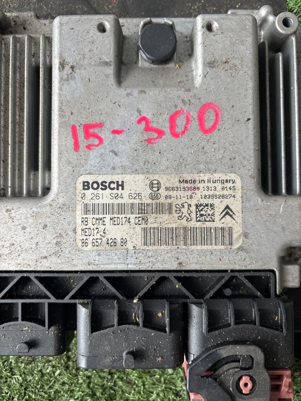 Блок управления efi PEUGEOT 308 4A EP6DT Блок управления efi PEUGEOT 308 4A EP6DT