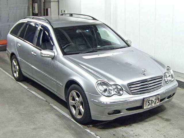 Автомобиль Mercedes C-Class W203 M111.955 2002 года в разбор