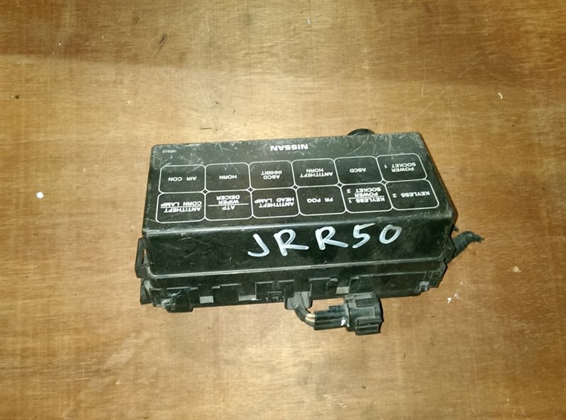 Блок предохранителей Nissan Terrano Regulus JRR50 QD32 1997 (б/у)