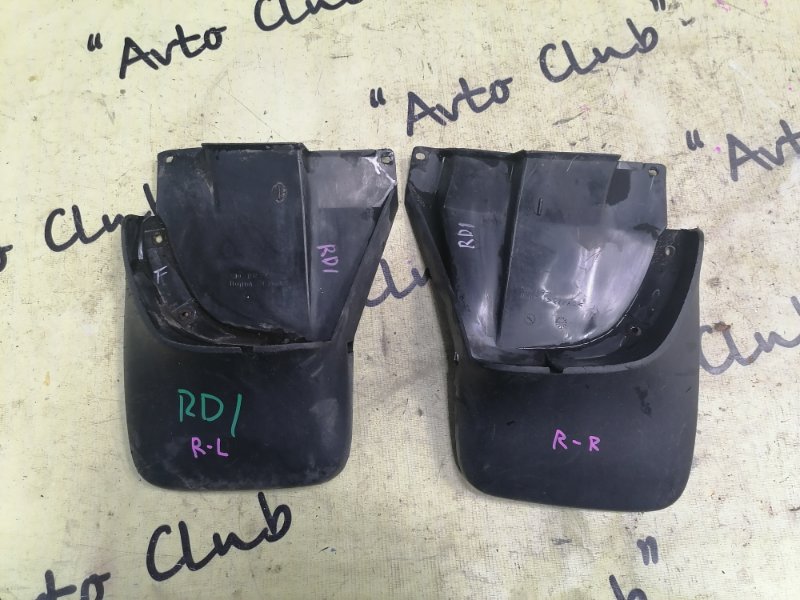 Брызговики комплект Honda Cr-V RD1 задние (б/у)