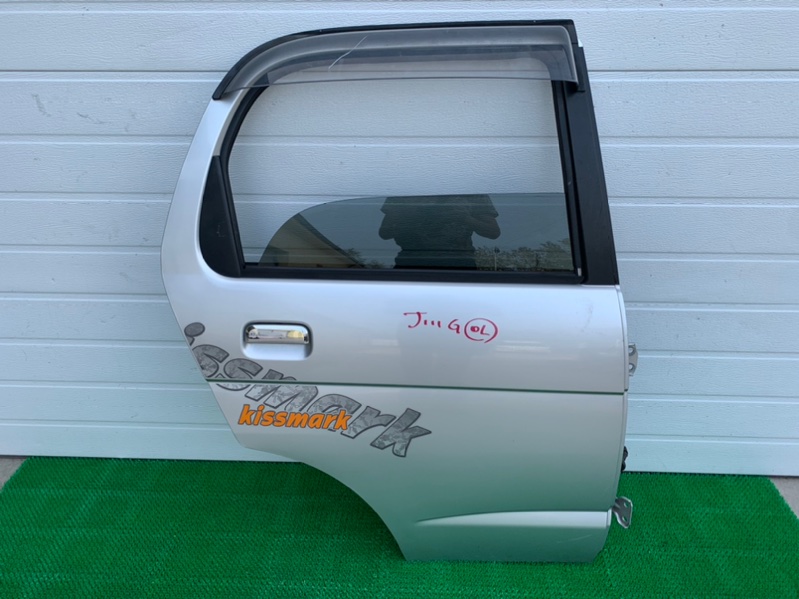 Дверь Daihatsu Terios Kid J111G задняя правая (б/у)