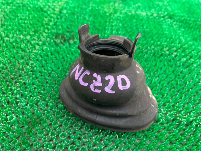 Пыльник рулевой колонки Toyota Raum NCZ20 (б/у)