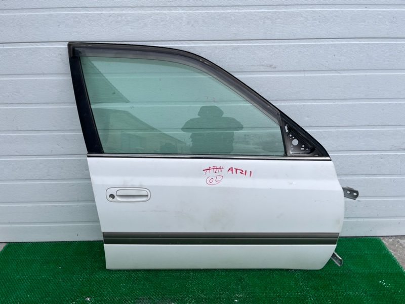 Дверь Toyota Carina AT210 1997 передняя правая (б/у)