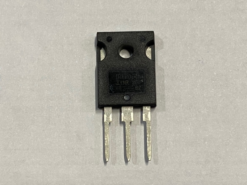 Транзистор реостата печки Nissan Tiida C11 HR15DE