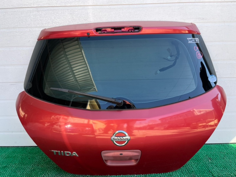 Дверь 5-я Nissan Tiida C11 задняя (б/у)