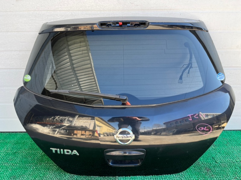 Дверь 5-я Nissan Tiida C11 задняя (б/у)
