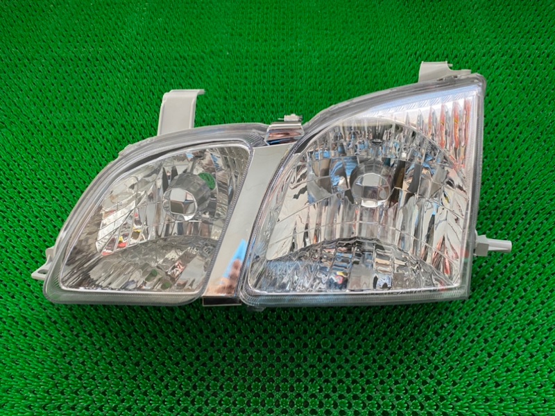 Фара TOYOTA GAIA ACM10G передняя левая