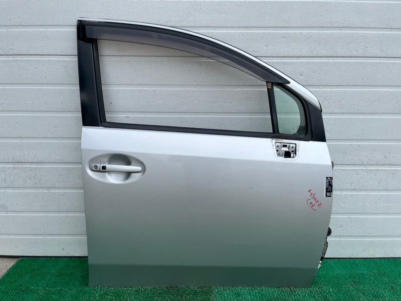 Дверь Toyota Passo Sette M502E передняя правая (б/у)