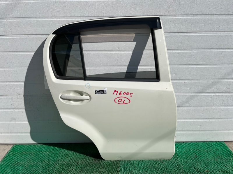 Дверь Toyota Passo KGC30 задняя правая (б/у)