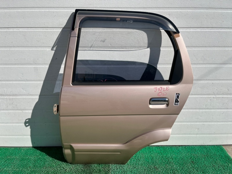 Дверь Toyota Cami J102E задняя левая (б/у)