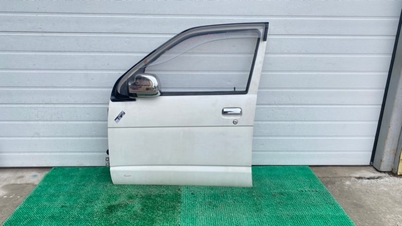 Дверь Daihatsu Terrios Kid J111G передняя левая (б/у)