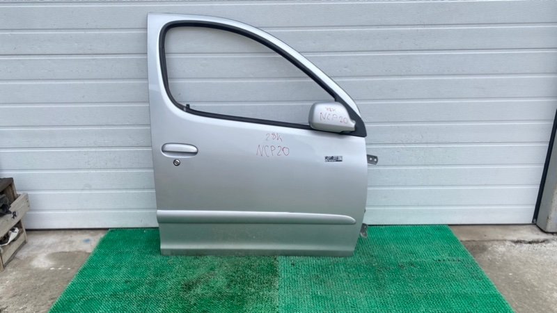 Дверь Toyota Funcargo NCP20 передняя правая (б/у)