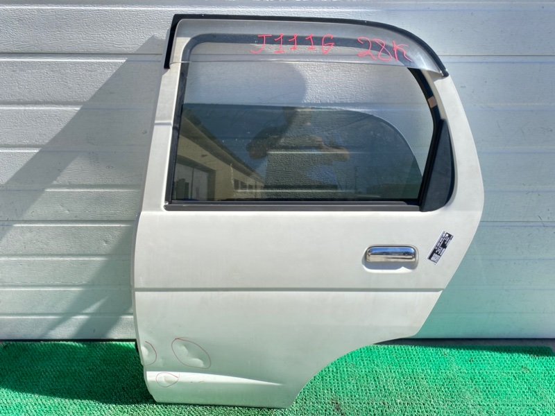 Дверь Daihatsu Terrios Kid J111G задняя левая (б/у)