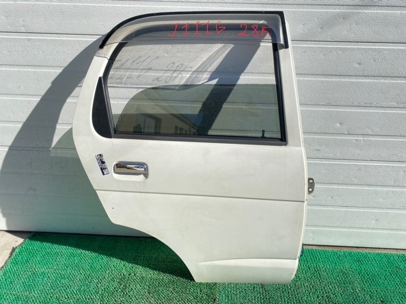 Дверь Daihatsu Terrios Kid J111G задняя правая (б/у)