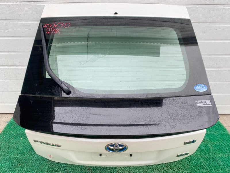 Дверь 5-я Toyota Prius ZVW30 (б/у)