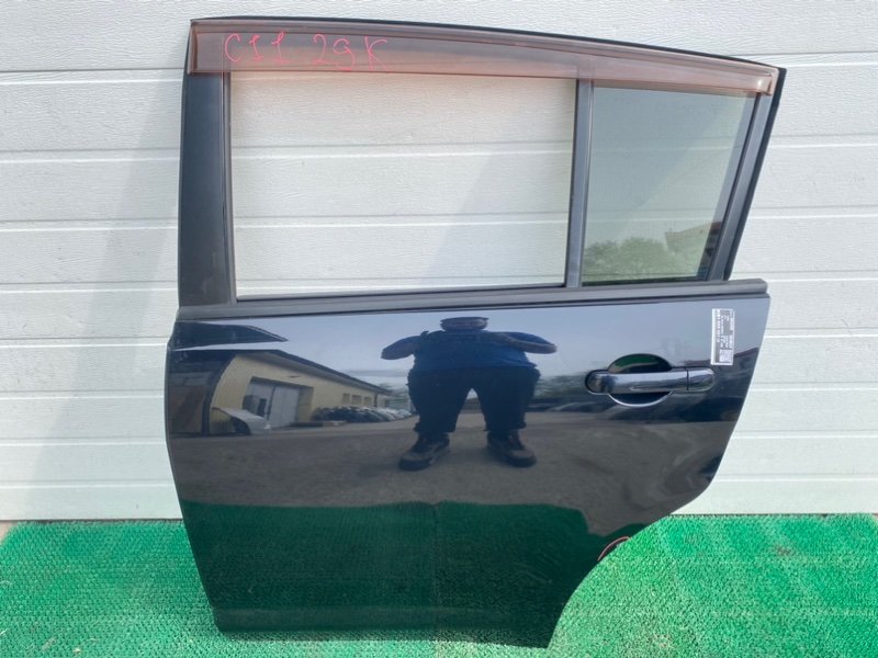 Дверь Nissan Tiida C11 задняя левая (б/у)