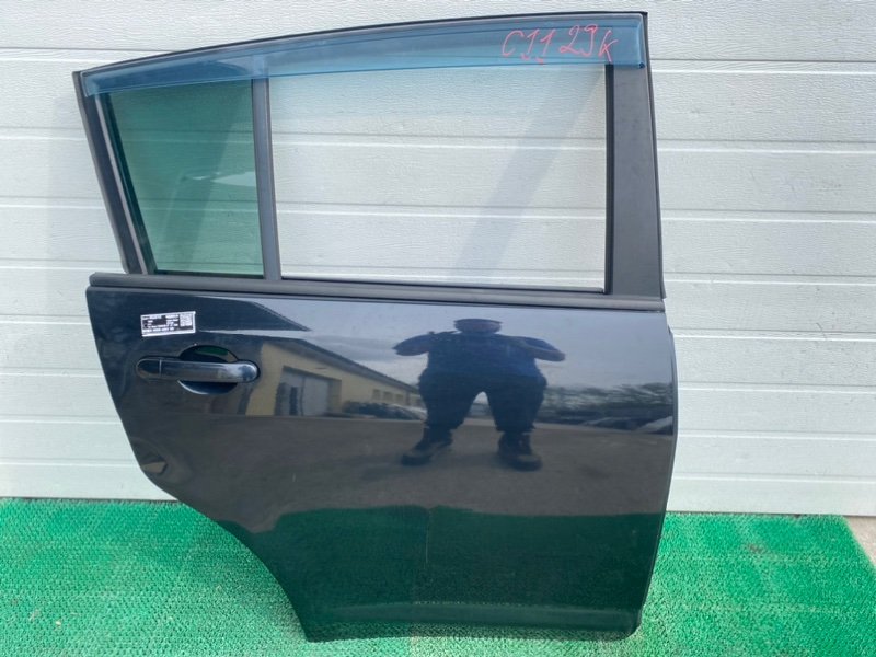 Дверь Nissan Tiida C11 задняя правая (б/у)