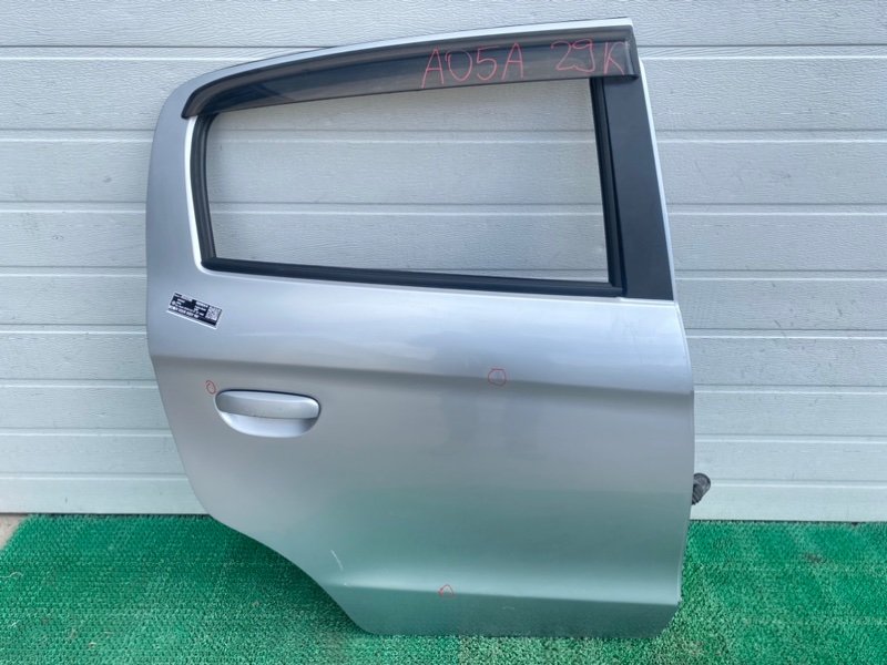 Дверь MITSUBISHI MIRAGE A05A задняя правая (б/у)