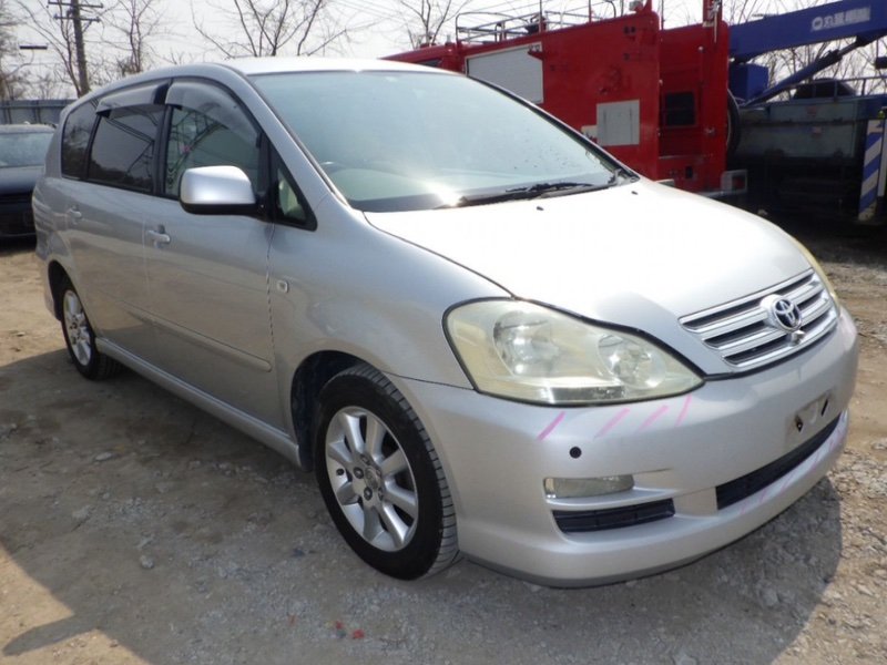Подкрылок Toyota Ipsum ACM21 передний правый (б/у)