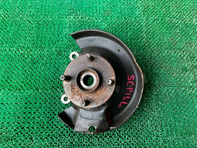 Ступица Toyota Vitz SCP13 передняя левая (б/у)