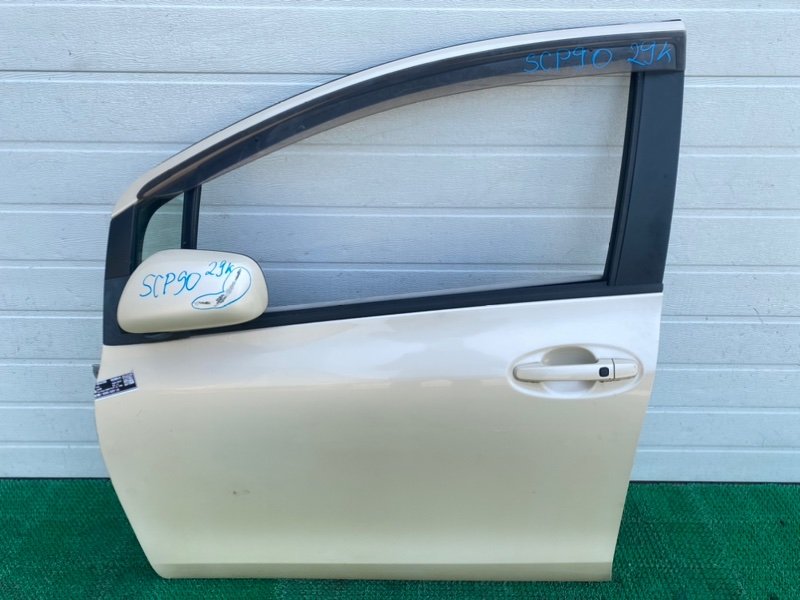 Дверь TOYOTA VITZ SCP90 передняя левая (б/у)