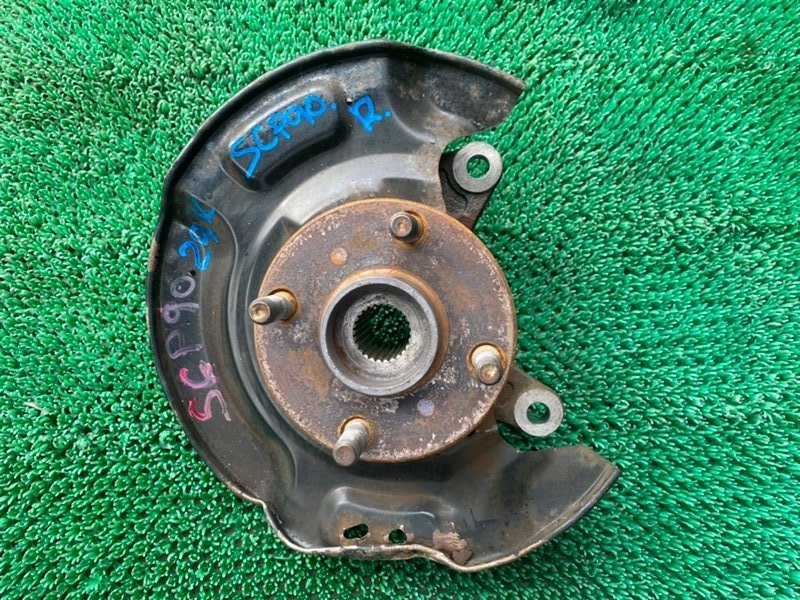 Ступица Toyota Vitz NCP95 передняя правая (б/у)