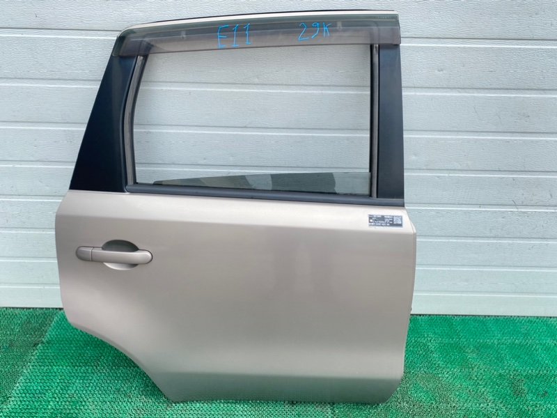 Дверь NISSAN NOTE E11 задняя правая (б/у)