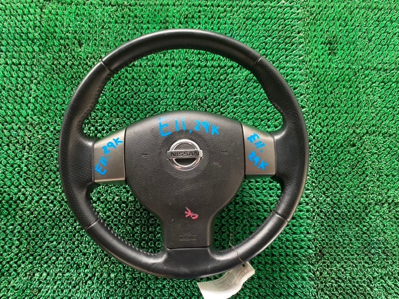 Руль NISSAN NOTE E11 (б/у) Руль NISSAN NOTE E11 (б/у)
