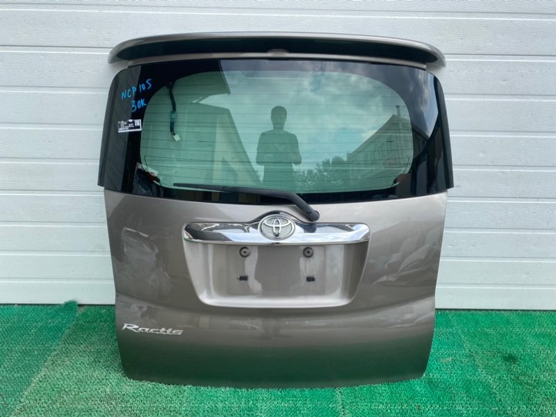 Дверь 5-я TOYOTA RACTIS NCP105 задняя (б/у)