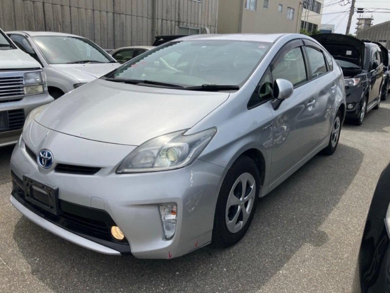 Бампер TOYOTA PRIUS ZVW30 задний (б/у)
