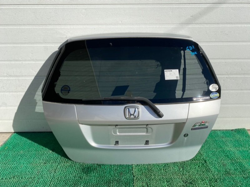 Дверь 5-я HONDA FIT GD1 задняя (б/у)
