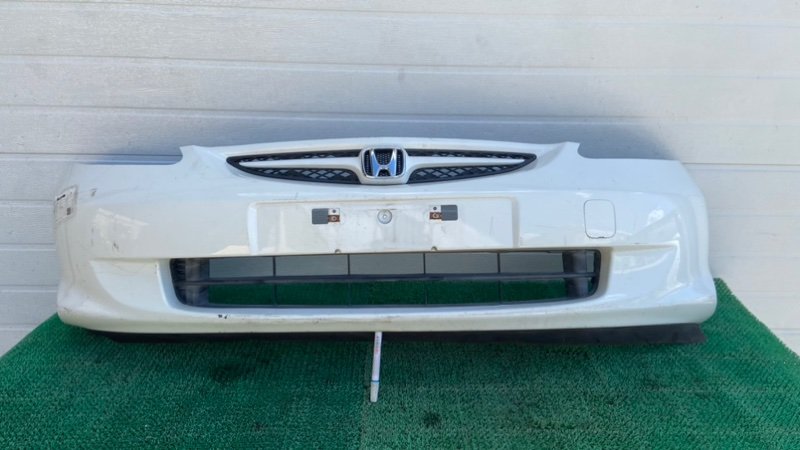 Бампер HONDA FIT GD1 передний (б/у)