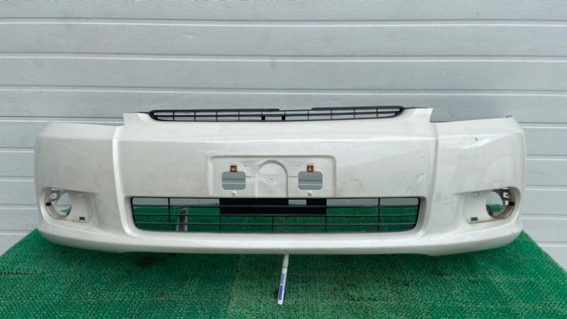 Бампер TOYOTA WISH ZNE14 передний (б/у)
