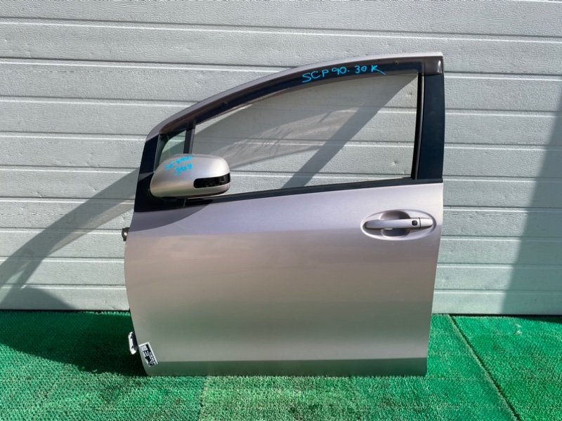 Дверь TOYOTA VITZ SCP90 передняя левая (б/у)