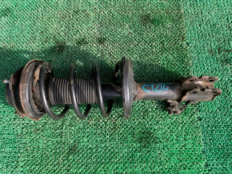 Стойка подвески TOYOTA CARINA CT210 передняя левая (б/у)