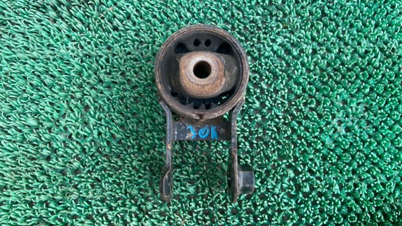 Подушка двигателя TOYOTA VITZ KSP90 1KRFE задняя (б/у)