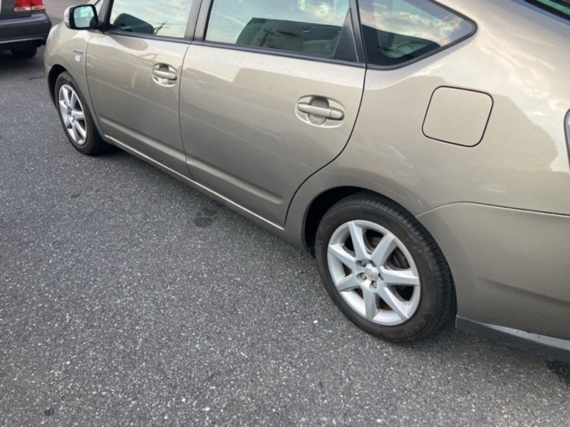 Дверь TOYOTA PRIUS NHW20 передняя левая (б/у)