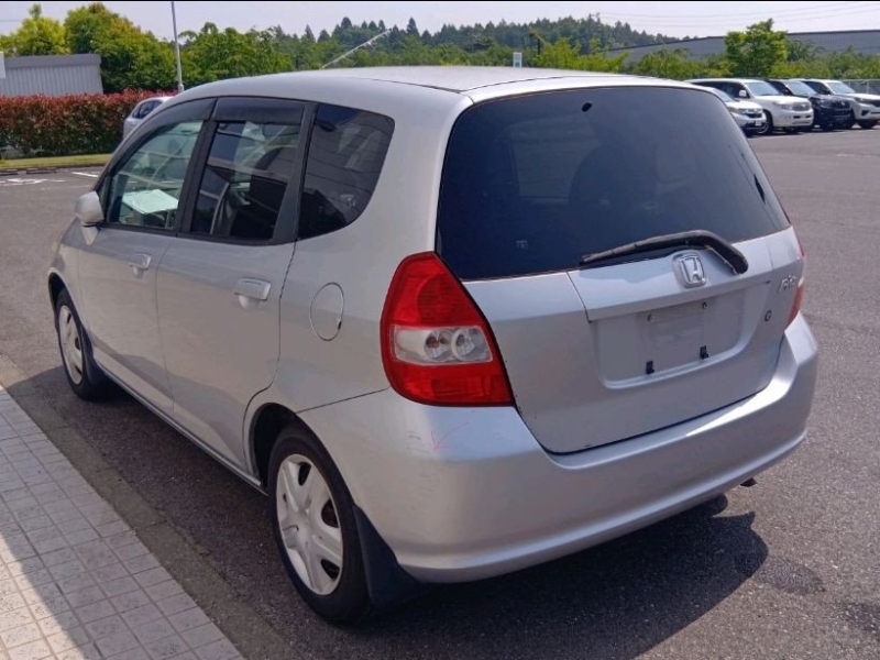 Дверь 5-я HONDA FIT GD1 (б/у)