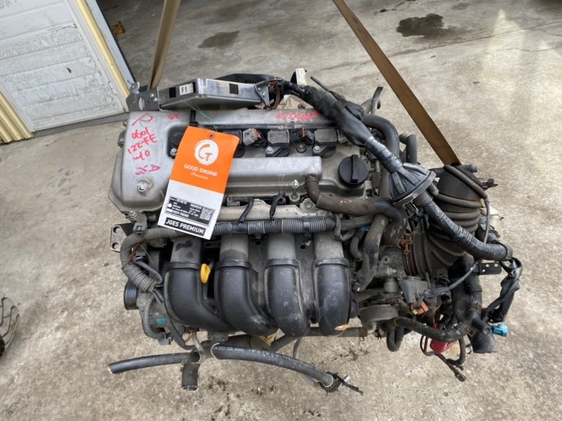 Двигатель TOYOTA ISIS ZNM10 1ZZFE (б/у)