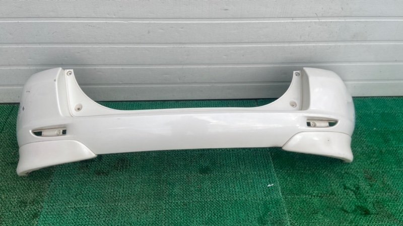Бампер MAZDA DEMIO DY5W задний (б/у)