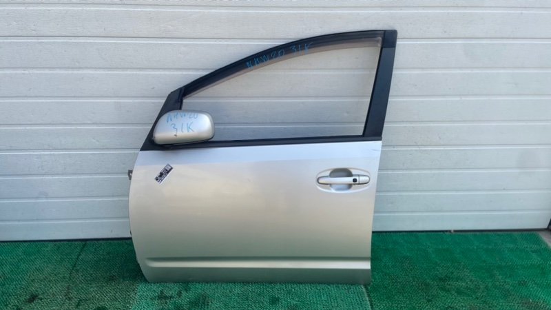 Дверь TOYOTA PRIUS NHW20 передняя левая (б/у)