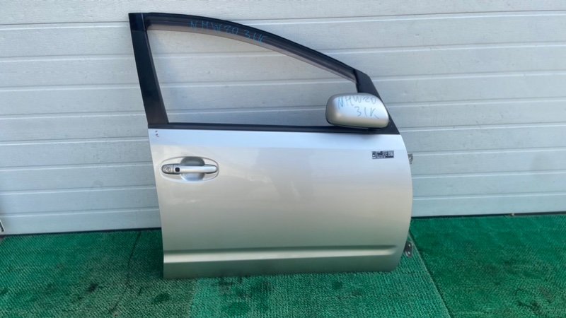 Дверь TOYOTA PRIUS NHW20 передняя правая (б/у)