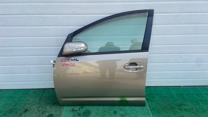 Дверь TOYOTA PRIUS NHW20 передняя левая (б/у)