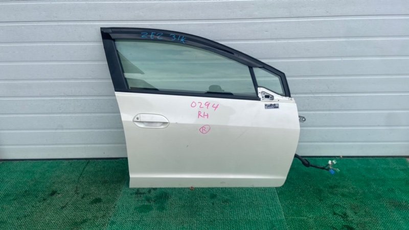 Дверь HONDA INSIGHT ZE2 передняя правая (б/у)