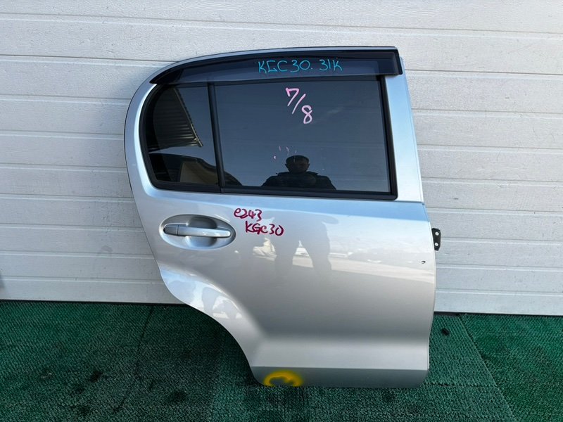 Дверь TOYOTA PASSO KGC30 задняя правая (б/у)