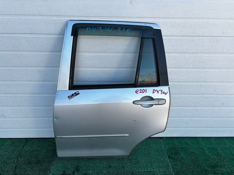 Дверь MAZDA DEMIO DY3W задняя левая (б/у)