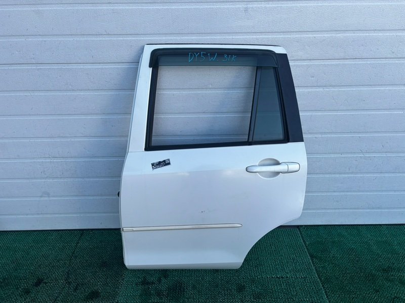 Дверь MAZDA DEMIO DY5W задняя левая (б/у)