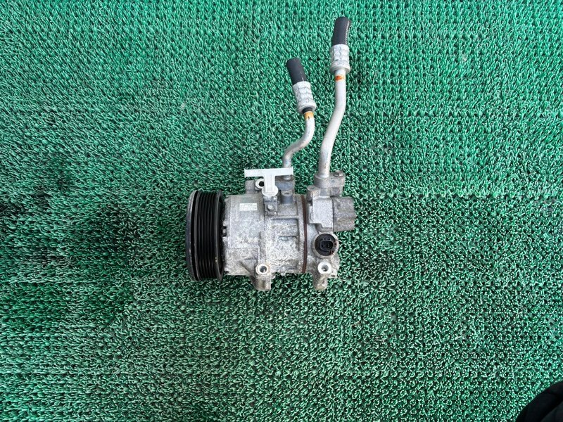 Компрессор кондиционера TOYOTA WISH ZNE10 1ZZFE (б/у)