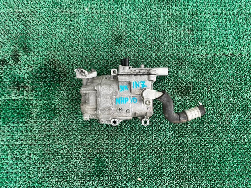 Компрессор кондиционера TOYOTA AQUA NHP10 1NZFXE (б/у)