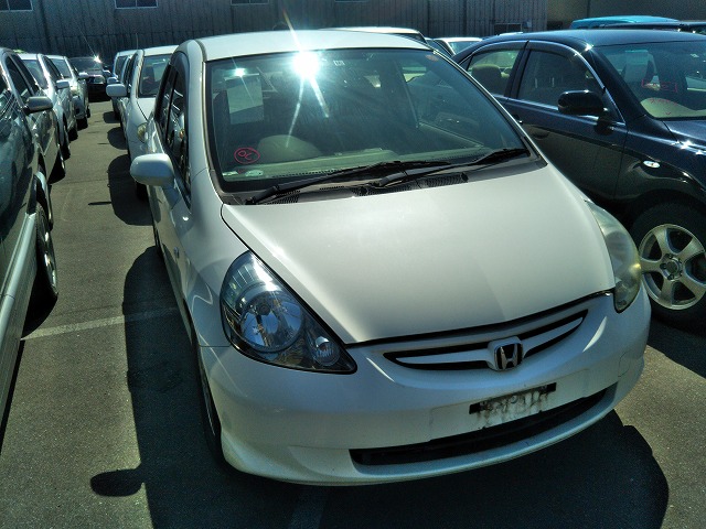 Автомобиль HONDA FIT GD3 L15A 2006 года в разбор